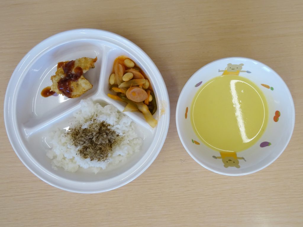 給食